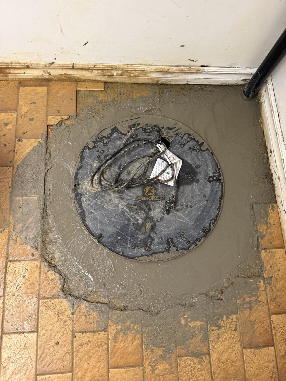 Concrete restoration around the covered basin